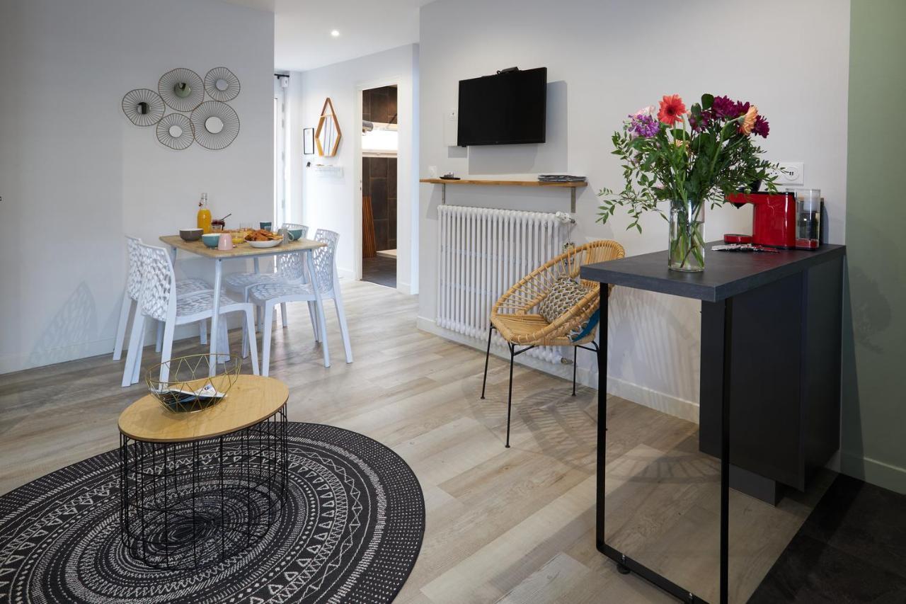 Centre Ville A Pied Appt Avec Sauna, Linge, Wifi, Stationnement Gratuit Vannes Dış mekan fotoğraf